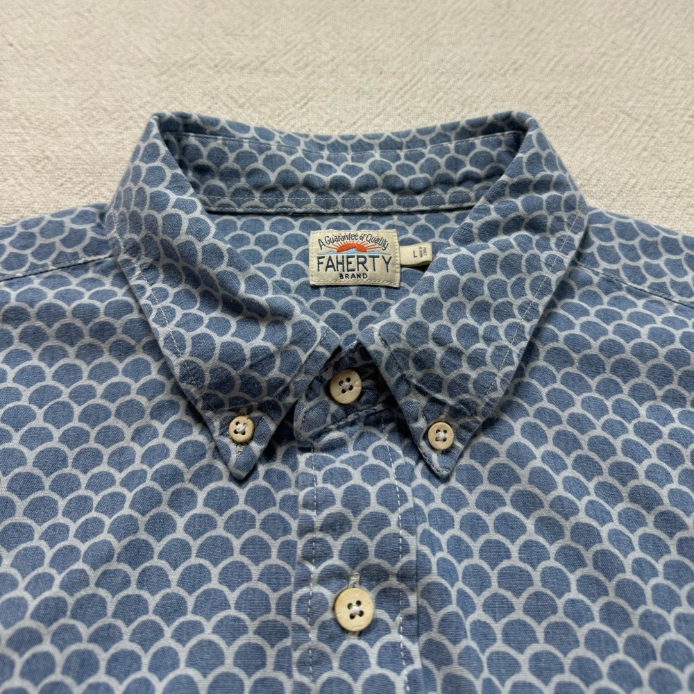 Faherty Blue Patterned Casual Button Down Shirt - image 6